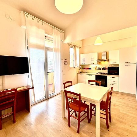 Villa Poetto Beach By Home And Experience , Cagliari, Poetto Екстер'єр фото