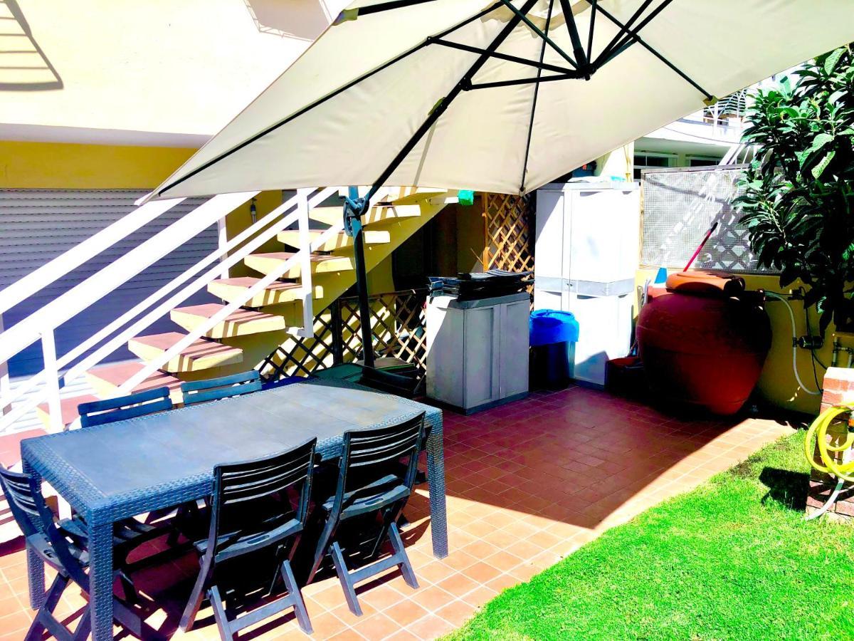 Villa Poetto Beach By Home And Experience , Cagliari, Poetto Екстер'єр фото