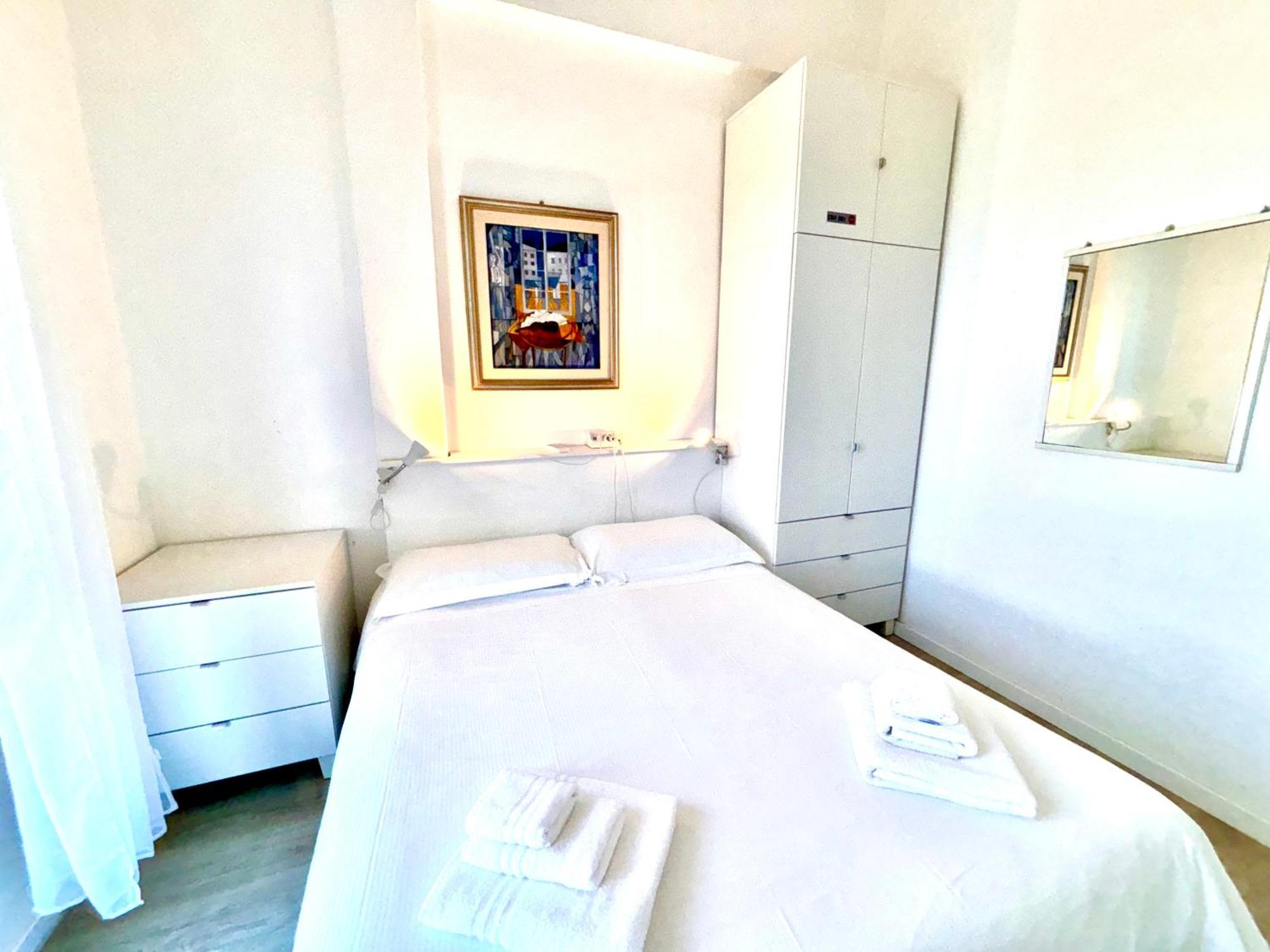 Villa Poetto Beach By Home And Experience , Cagliari, Poetto Екстер'єр фото